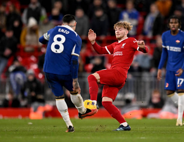 间的角力将 间的角力将