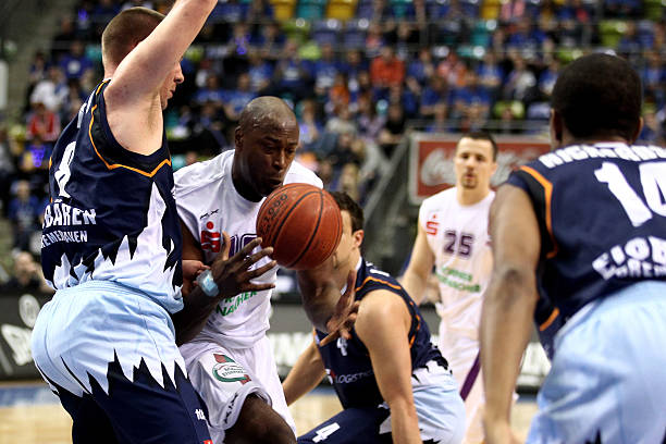 山东泰山与 山东泰山与