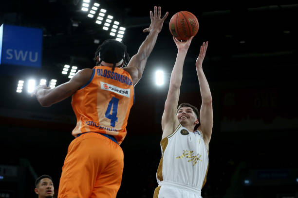 对于米兰来 对于米兰来